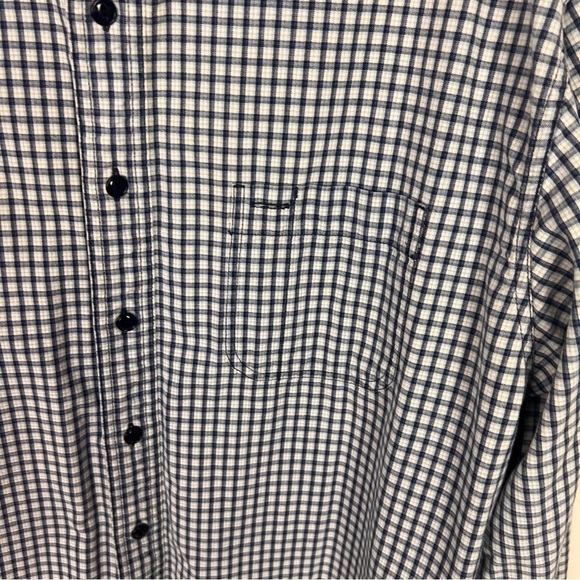 Eddie Bauer casual button down blue plaid shirt XL - Picture 2 of 7
